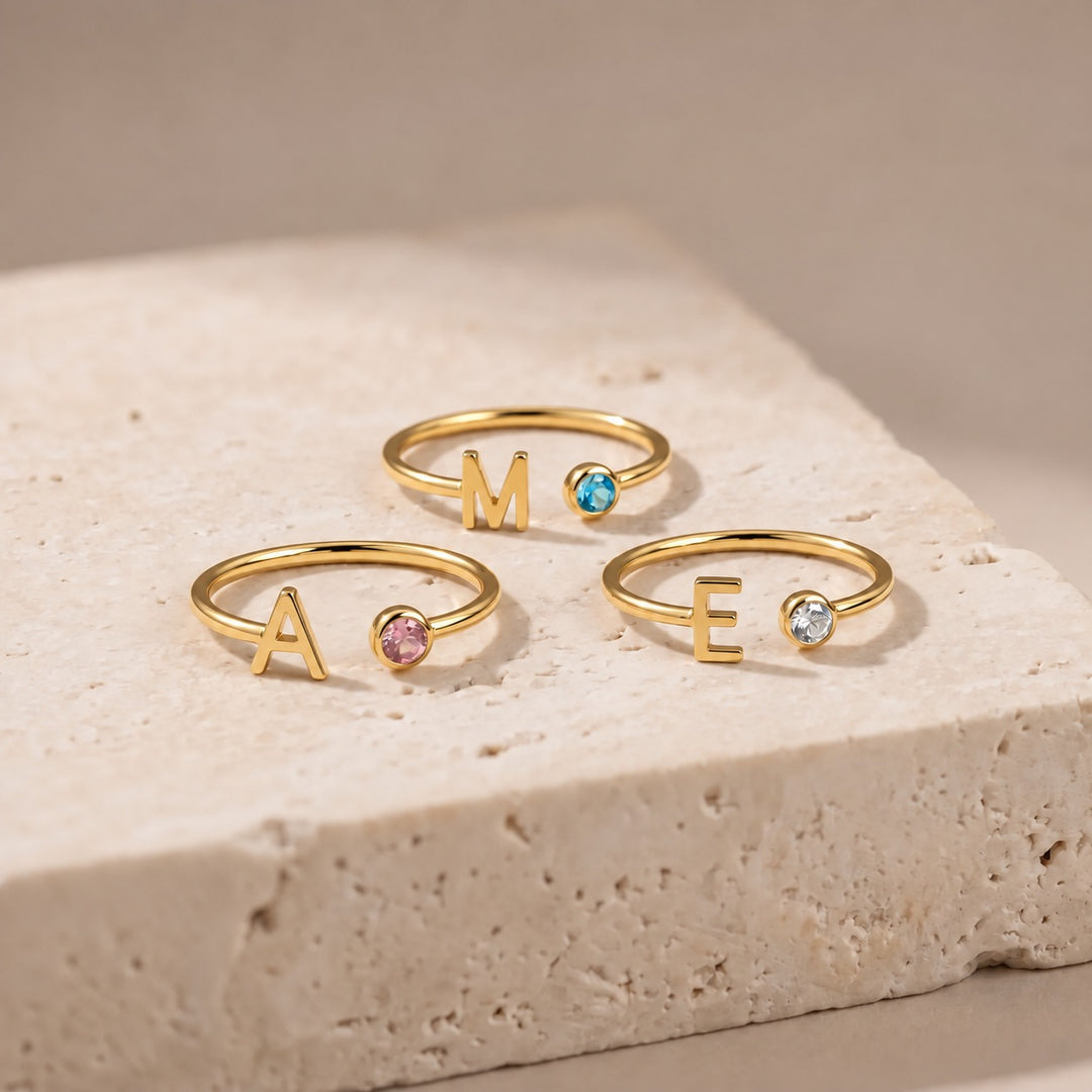 BAGUE PERSONNALISÉE AVEC PIERRE DE NAISSANCE