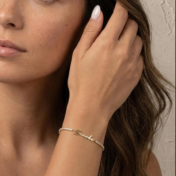 PERSONALISIERTES ARMBAND MIT NAMEN UND ZIRKONIA