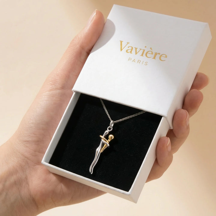MOTHER'S EMBRACE NECKLACE