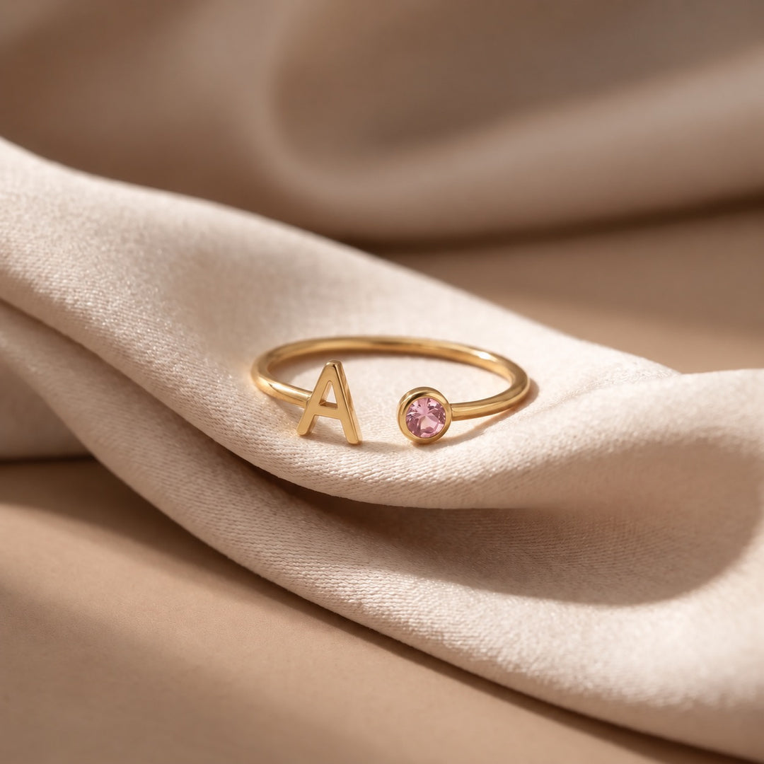 BAGUE PERSONNALISÉE AVEC PIERRE DE NAISSANCE