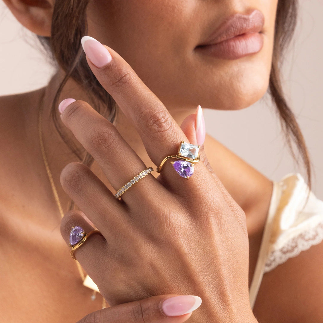 BAGUE AVEC DEUX PIERRES DE NAISSANCE