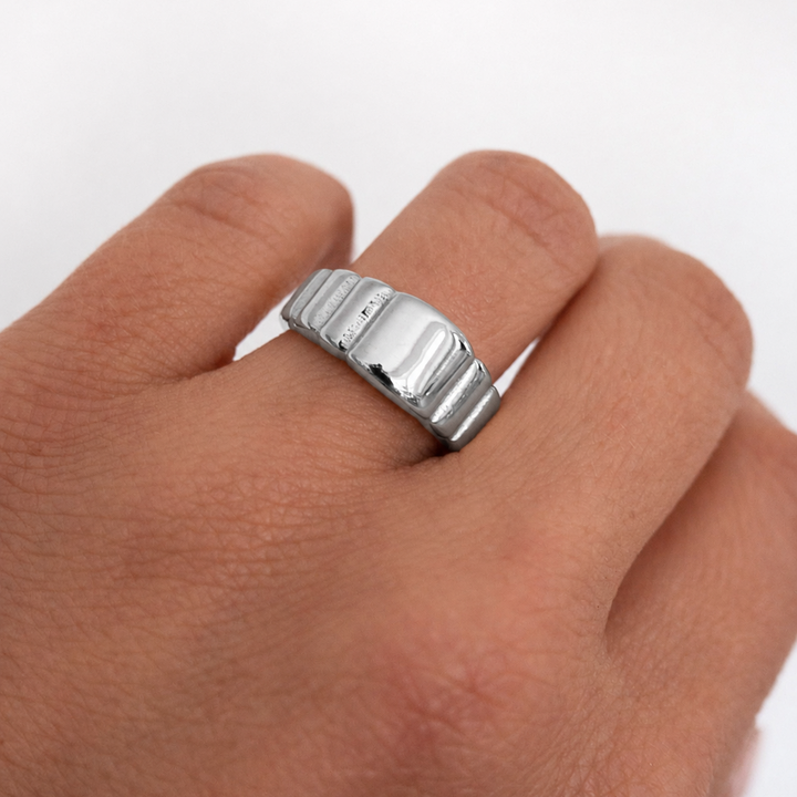 MILGRAIN RING