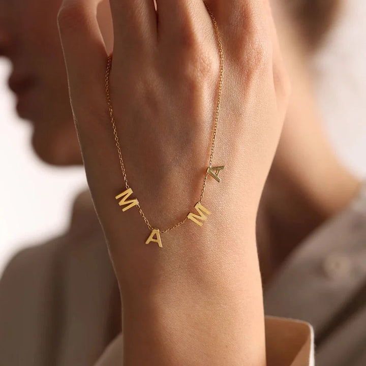 INITIAL NECKLACE
