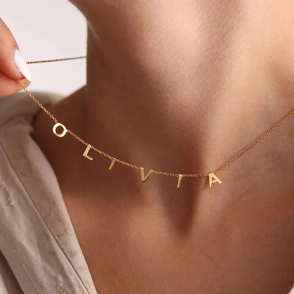 INITIAL NECKLACE