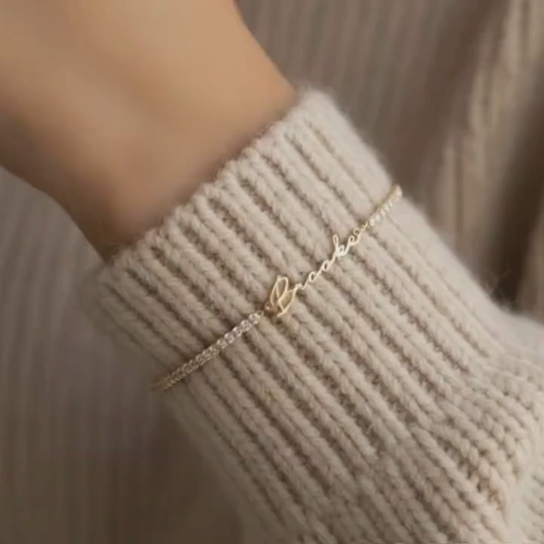 PERSONALISIERTES ARMBAND MIT NAMEN UND ZIRKONIA