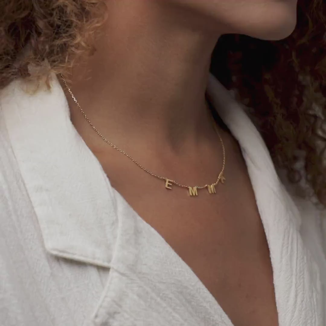INITIAL NECKLACE